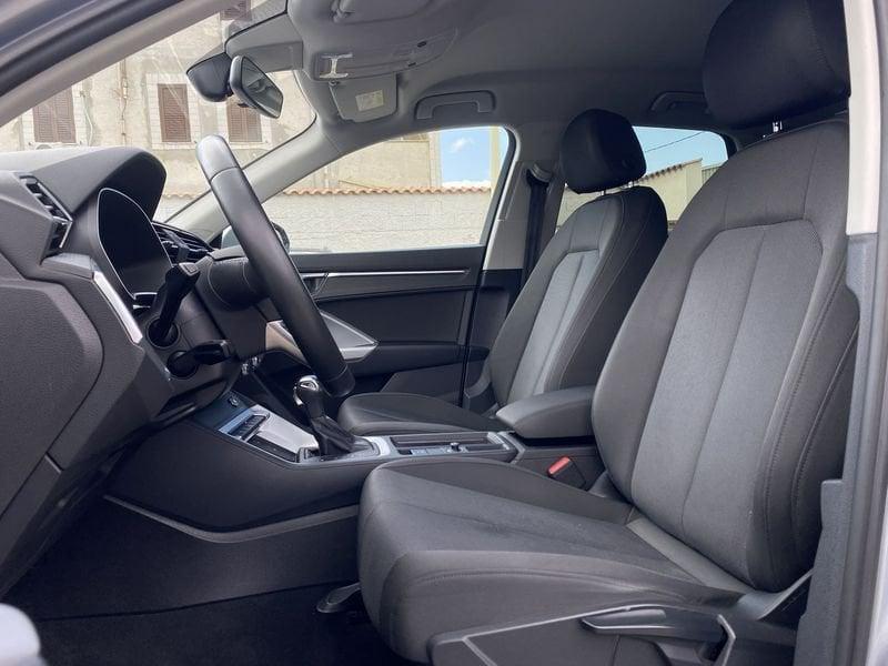 Audi Q3 Business 2.0 TDI 150CV S-Tronic 35