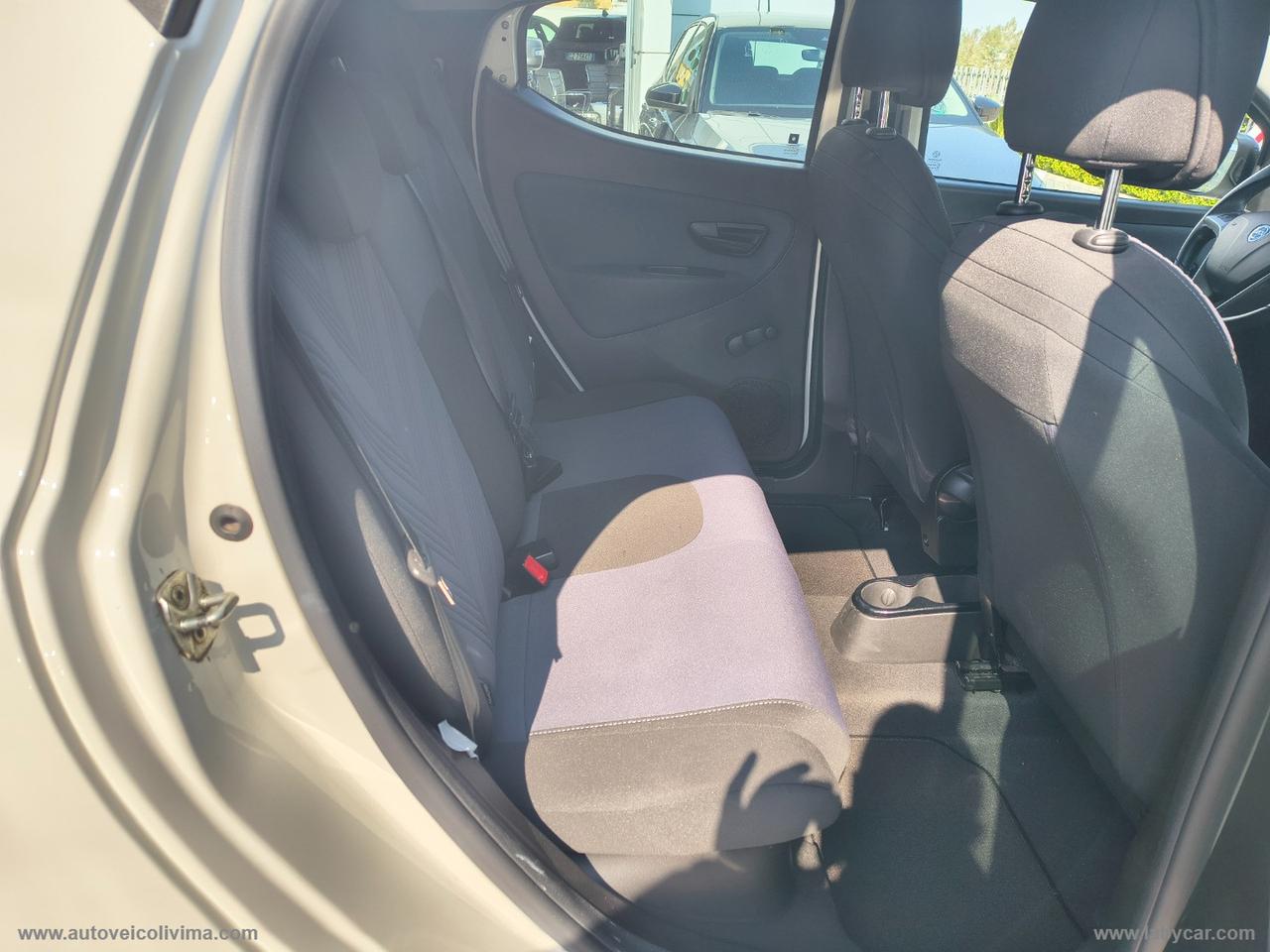 LANCIA Ypsilon 1.2 69 CV 5p. GPL Gold