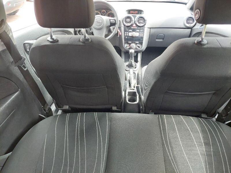 Opel Corsa 1.2 80CV 3 porte GPL-TECH Edition gomme nuove e frizione