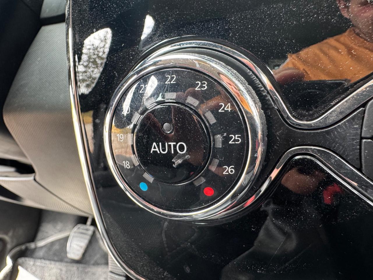 Renault Clio 1.2 75CV 5 porte Live