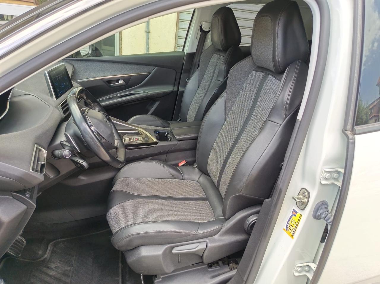Peugeot 3008 BlueHDi 130 S&S EAT8 Allure