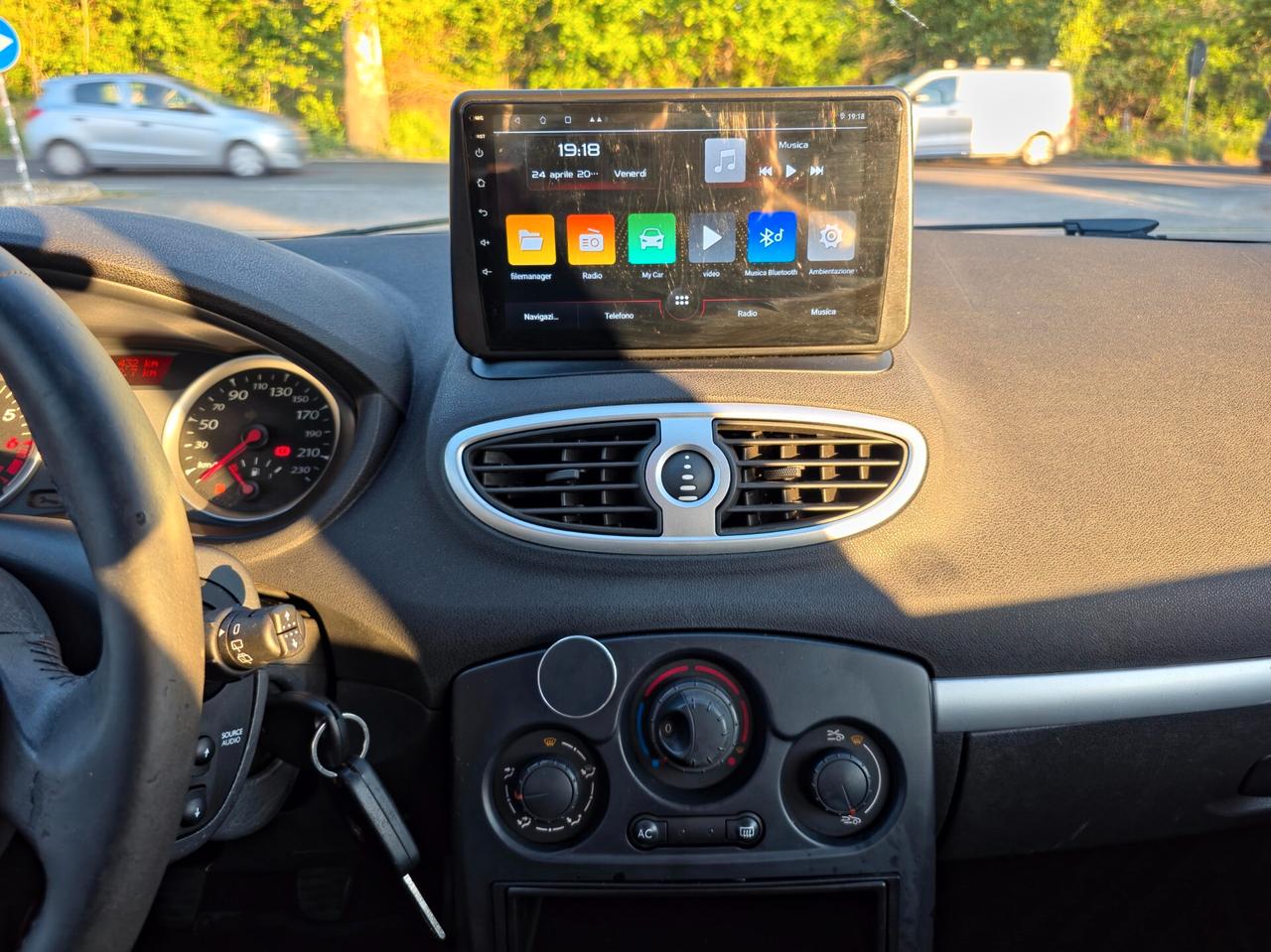Renault Clio 1.2 16V 5 porte Luxe CV-75 2009-E4 Manuale GPL NEO