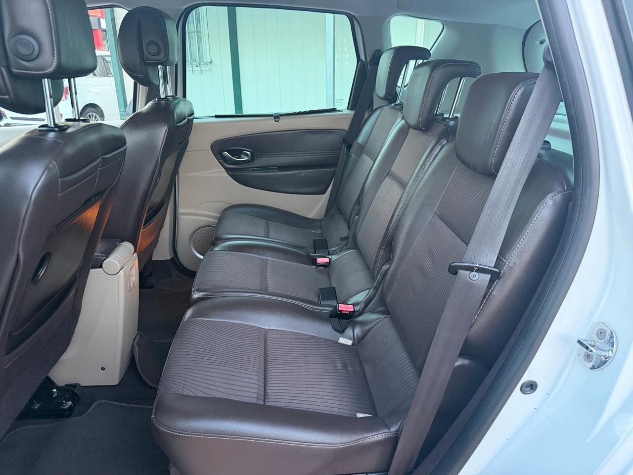 Scénic 2.0 dCi 150CV Proactive Luxe (automatica)