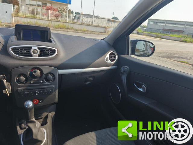 RENAULT Clio 1.2 16V SporTour Luxe