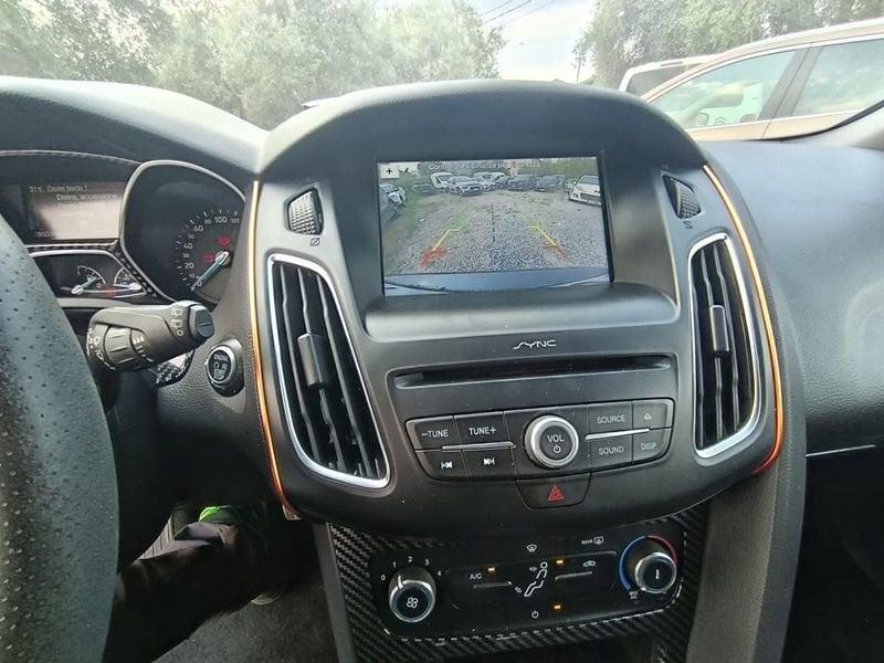 Ford Focus 1.5 TDCi 120cv S&S ST Line