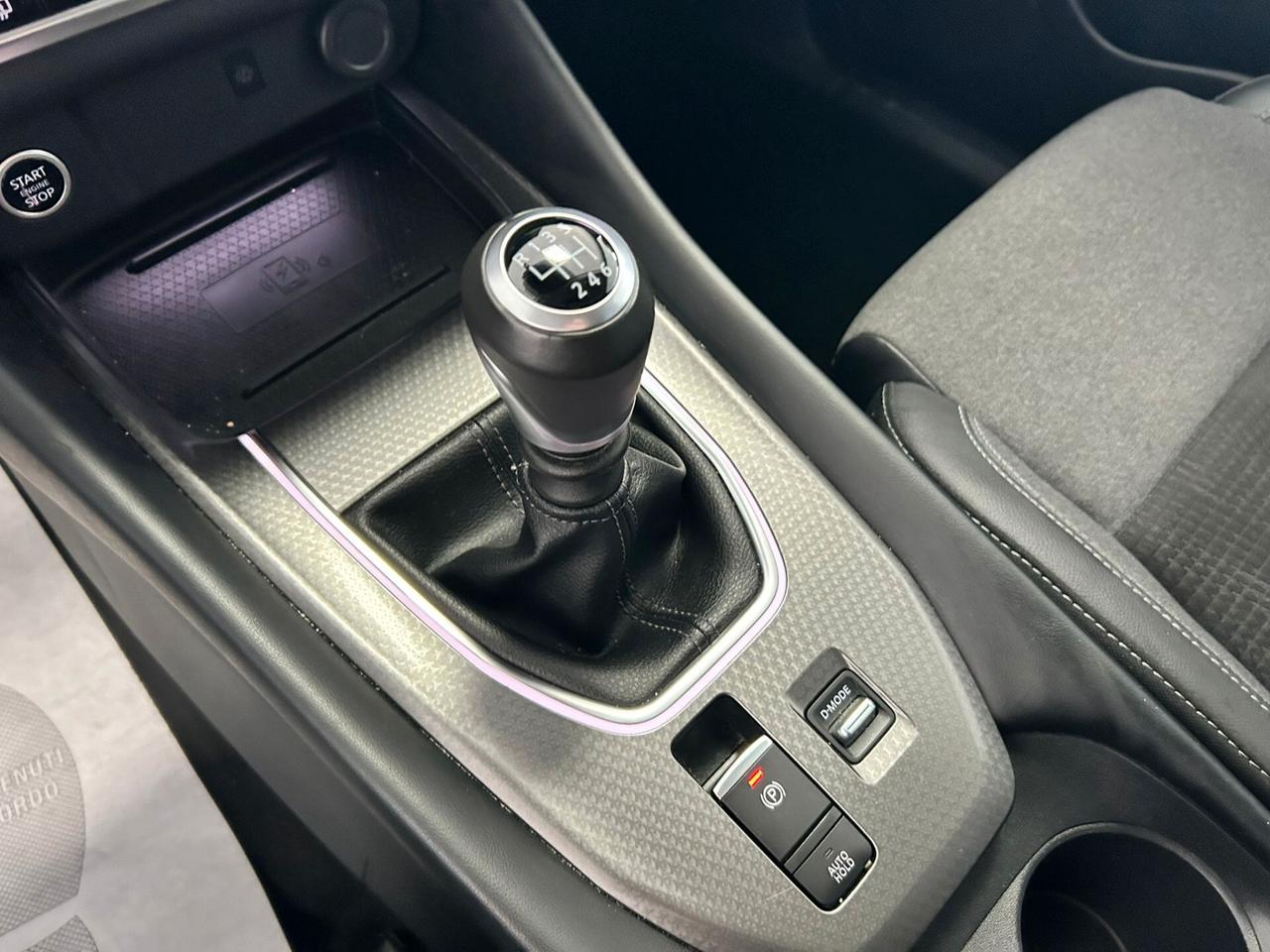 Nissan Qashqai 1.3 MHEV N-Connecta 2025