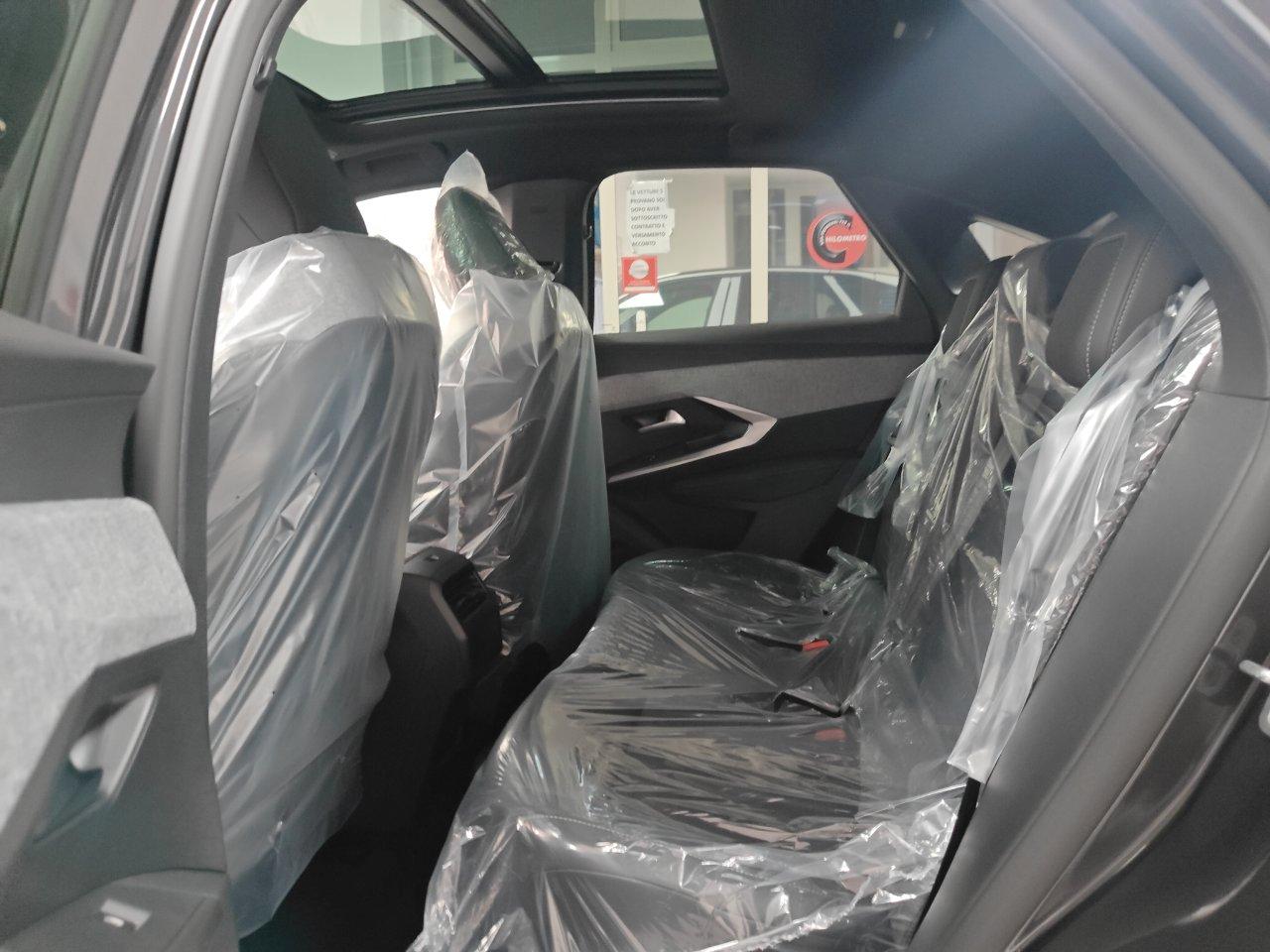 Peugeot 3008 3008 1.2 hybrid GT 145cv e-dcs6