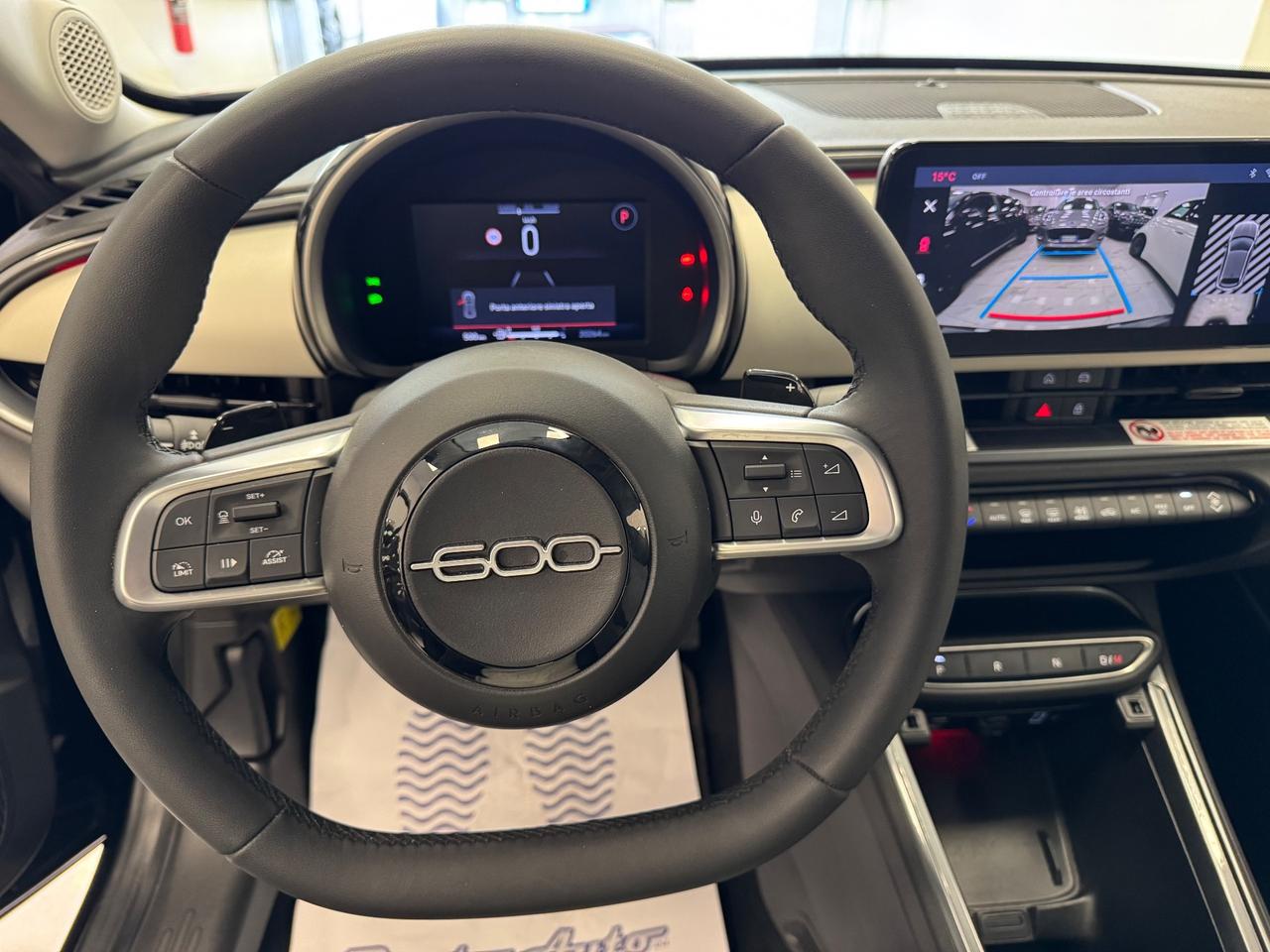 Fiat 600 Hybrid 145 CV DCT MHEV La Prima