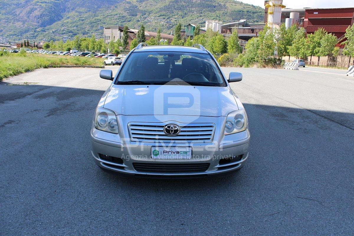 TOYOTA Avensis 2.0 D-4D 16V Station Wagon