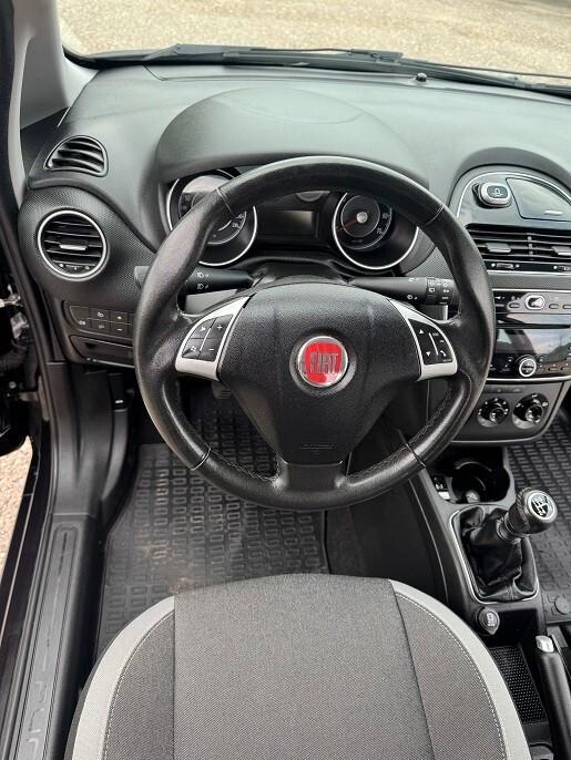 Fiat Punto Evo 1.4 5 porte S&S Blue&Me