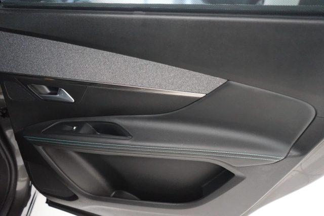 PEUGEOT 5008 BlueHDi 130 S&S EAT8 Allure Pack 7 Posti