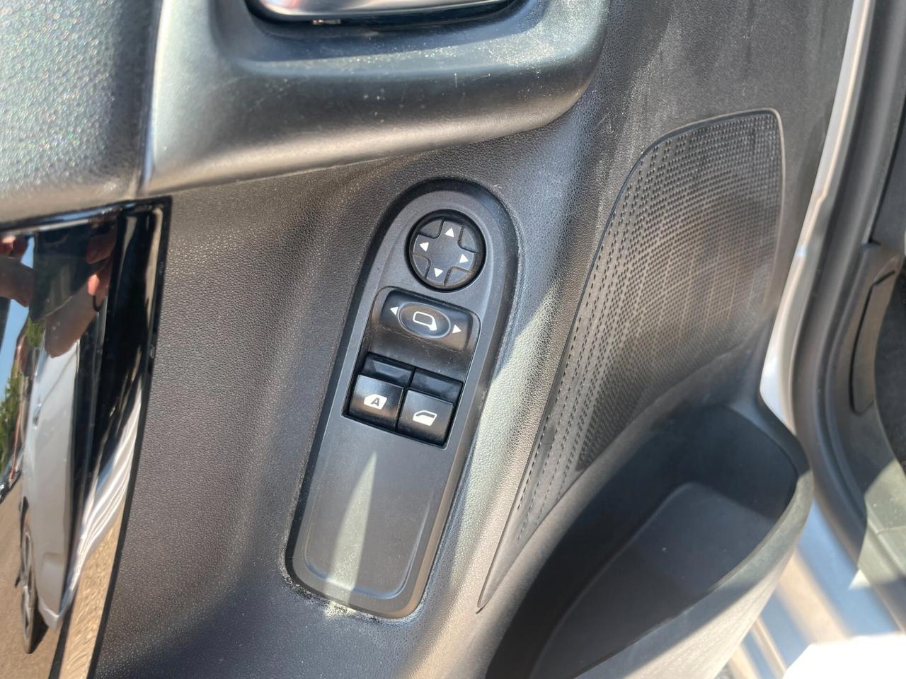 Citroen C3 PureTech 82 Exclusive GPL DISTRIBUZIONE NUOVA