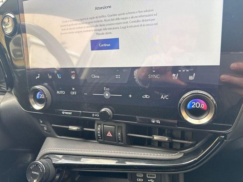 Lexus NX 450h+ 2.5 phev Luxury 4wd 309cv e-cvt