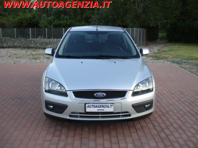 FORD Focus 1.6 TDCi (90CV) 5p. (POCHI KM)