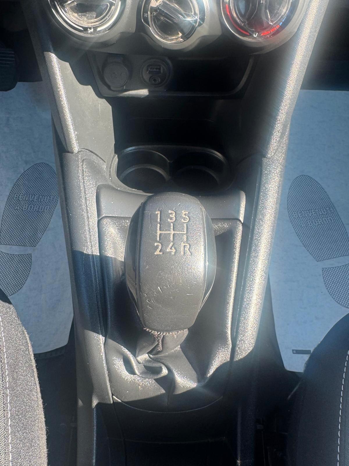 Peugeot 208 1.2 BENZINA 82CV 5P ACTIVE 2017