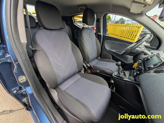 LANCIA Ypsilon 1.0 FireFly 5P S&S Hybrid Gold 5 posti - Ruotino