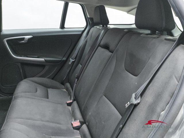 VOLVO V60 Cross Country D3
