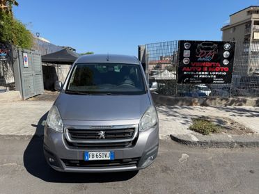Peugeot Partner Tepee BlueHDi 100 Outdoor