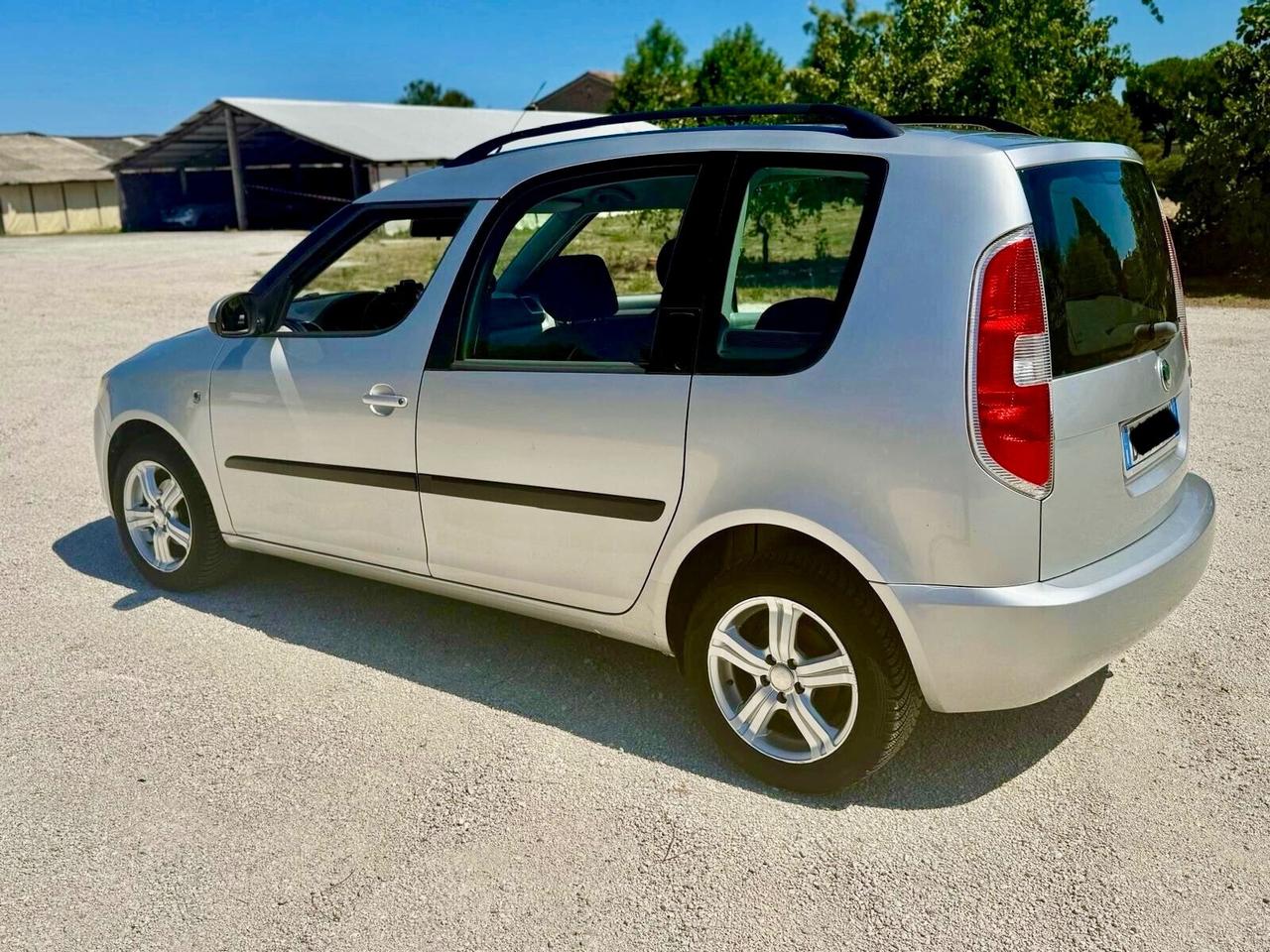 Skoda roomster 1.4 Bifuel benzina GPL neopatentati