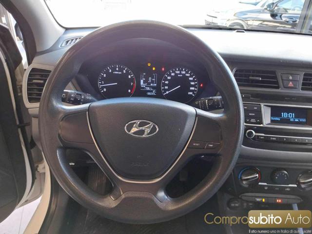 HYUNDAI i20 1.2 84 CV (Garanzia 12 Mesi)