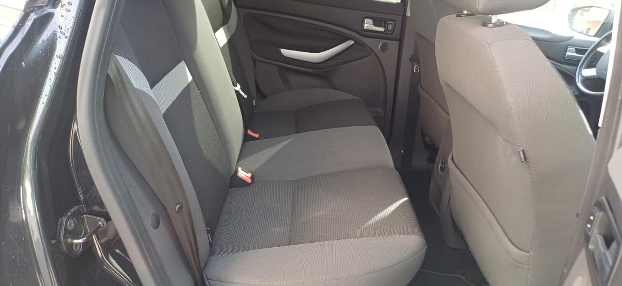 Ford Kuga 2.0 TDCi 140 CV 2WD Titanium