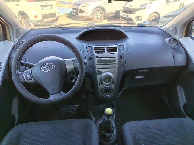 TOYOTA Yaris 1.3 5 porte Sol