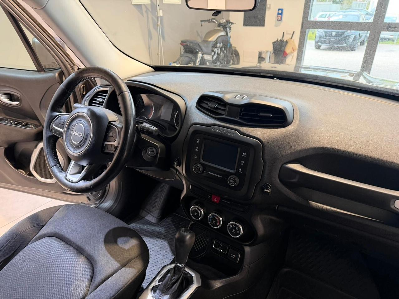 Jeep Renegade 1.6 Mjt DDCT 120 CV Business