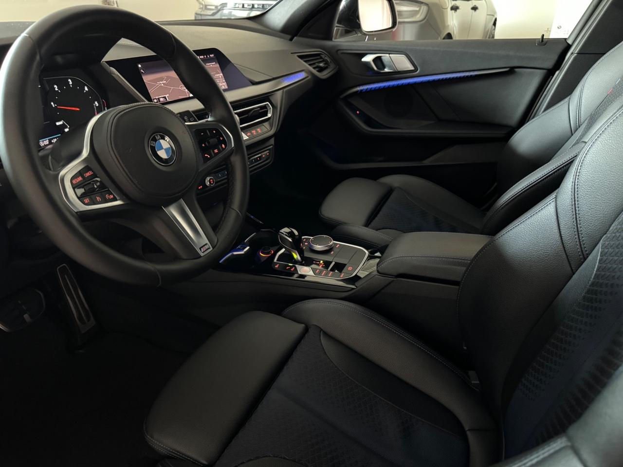 Bmw 116 116d 5p. Msport