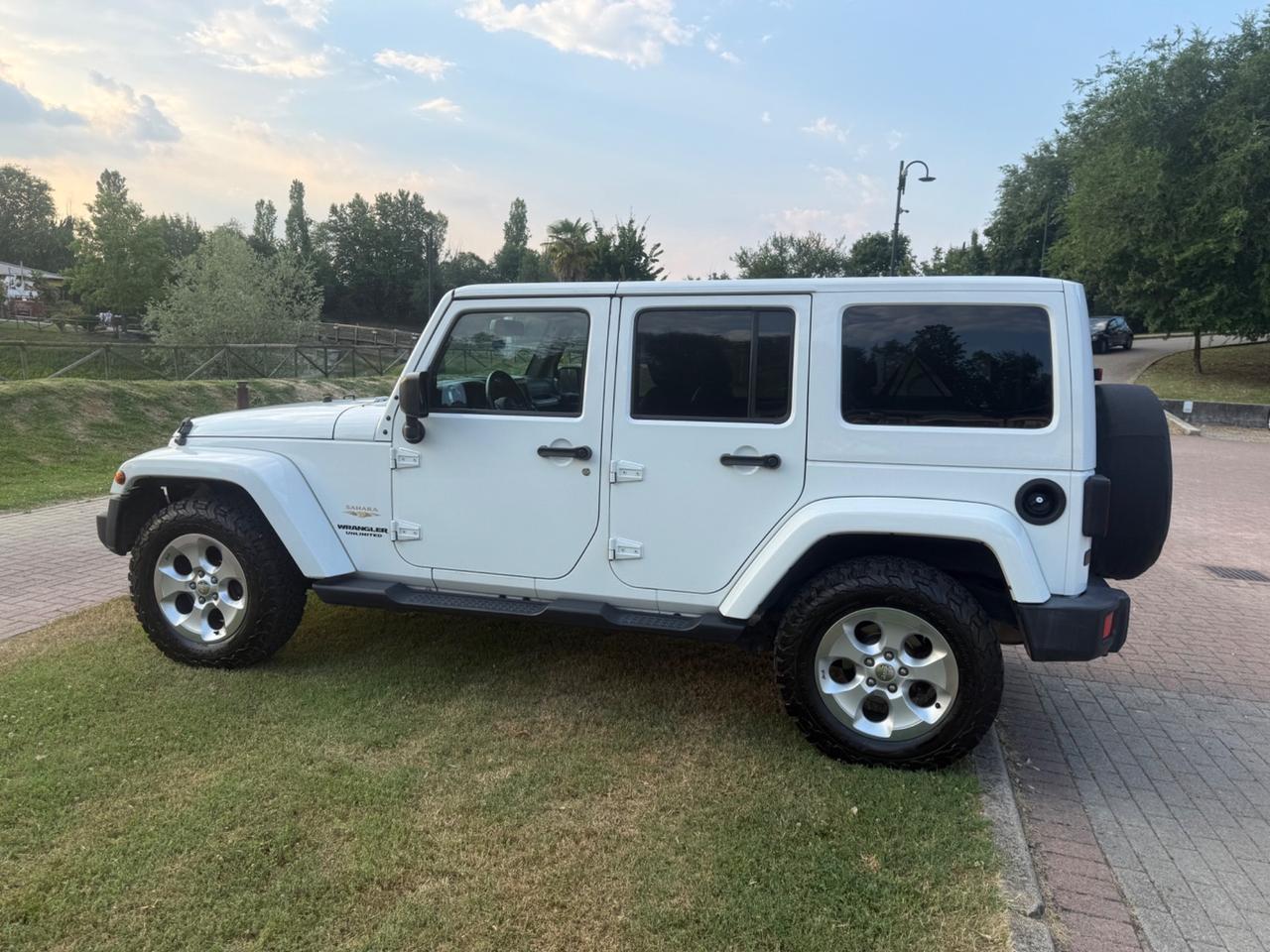Jeep Wrangler Unlimited 2.8 CRD DPF Sahara
