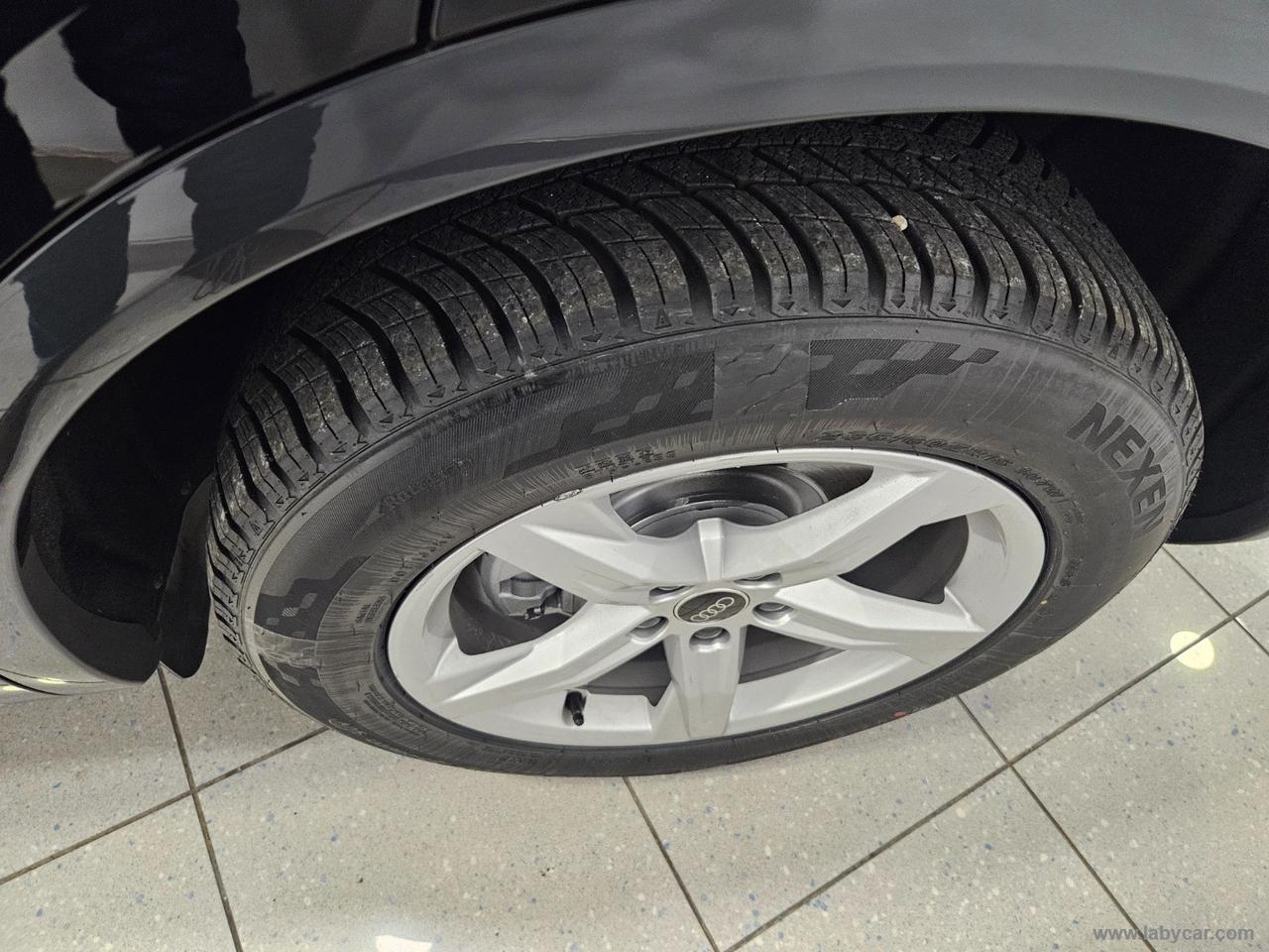 AUDI Q5 SPB 40 TDI quattro S tr. Busin. Adv.