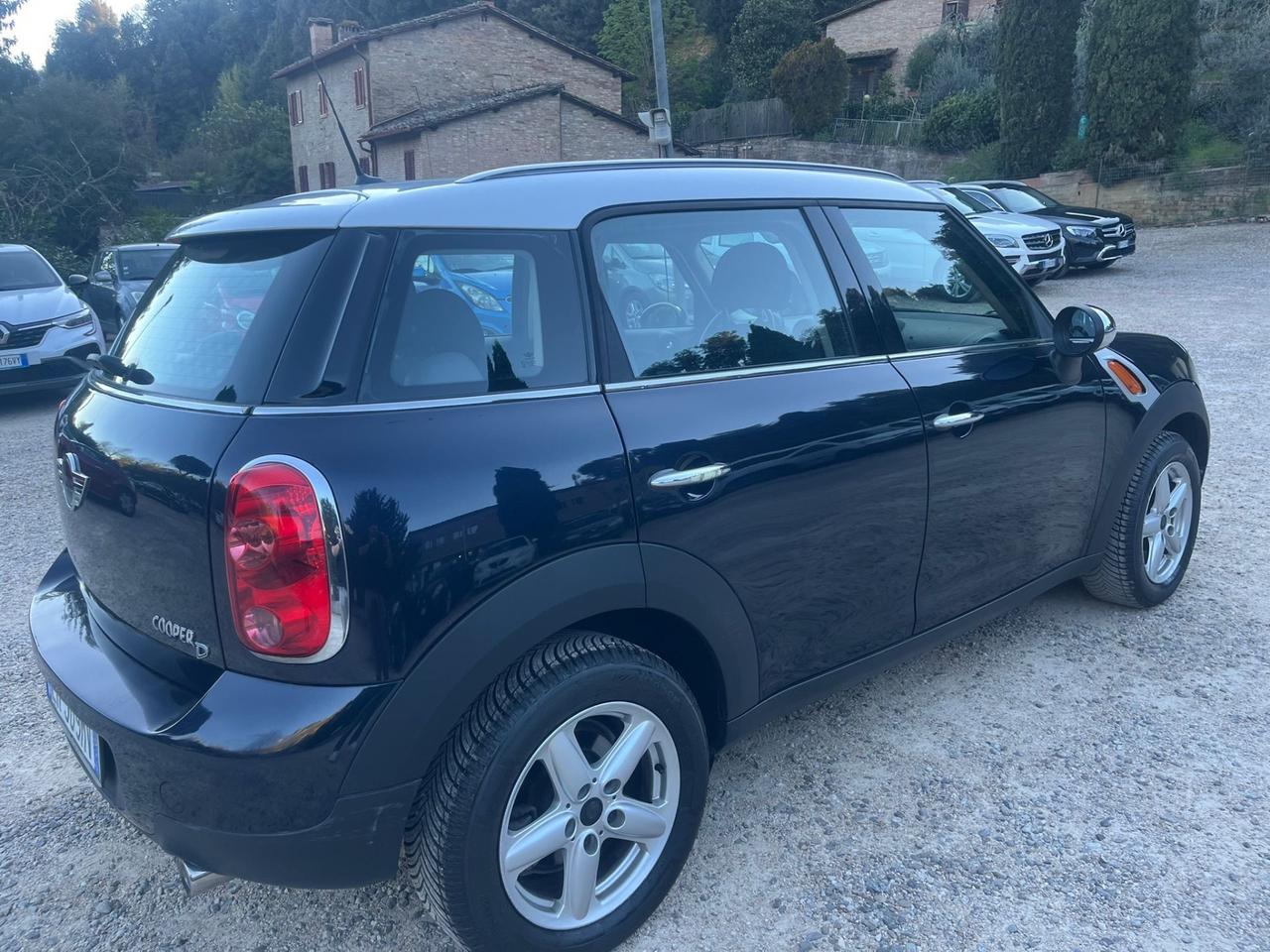Mini Cooper D Countryman 1.6 Diesel - Neopatentati