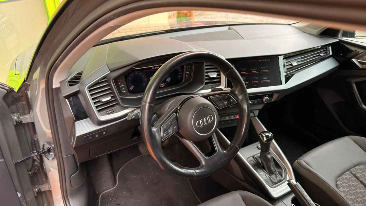 Audi A1 SPB 30 TFSI S tronic Identity Black