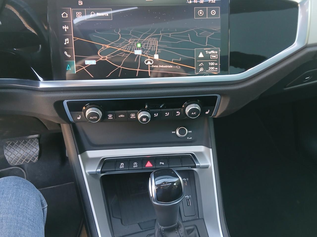 Audi Q3 35 TDI S tronic Business Advanced