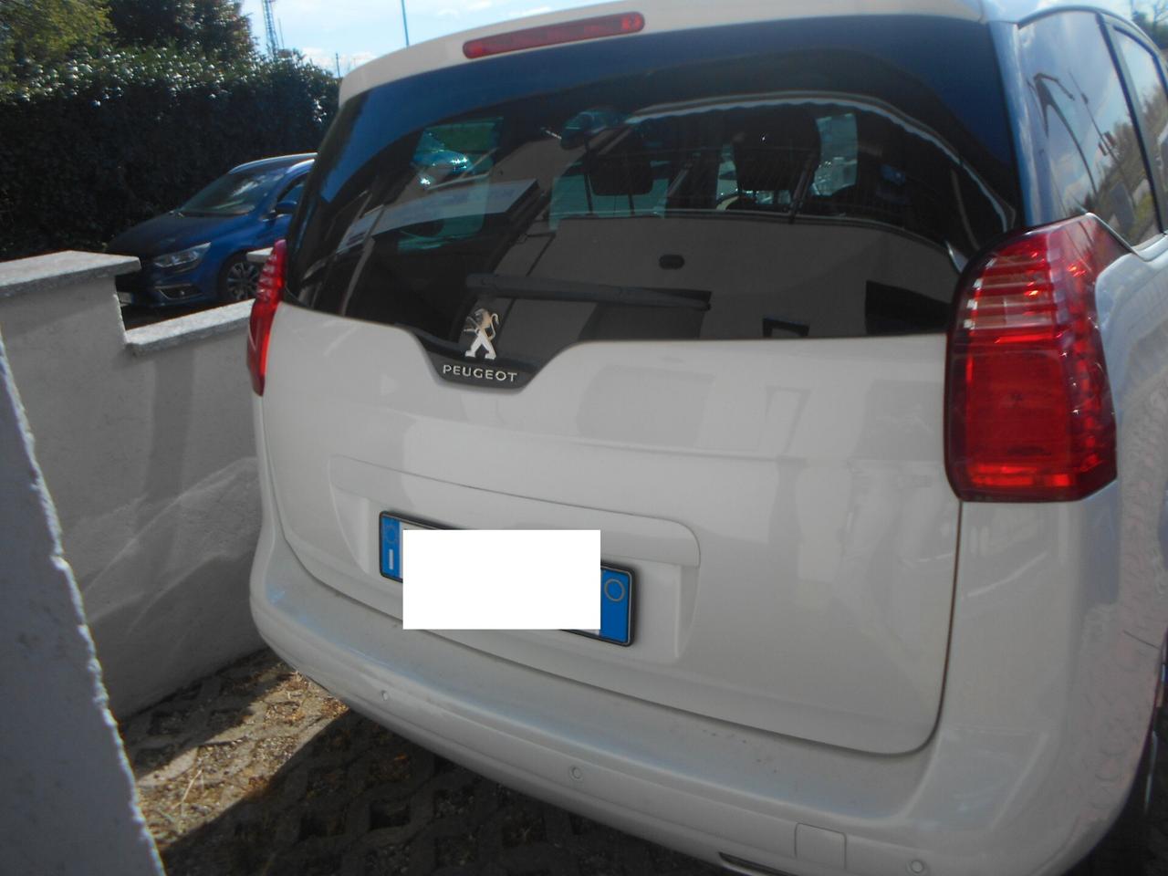 Peugeot 5008 BlueHDi 150 S&S Allure