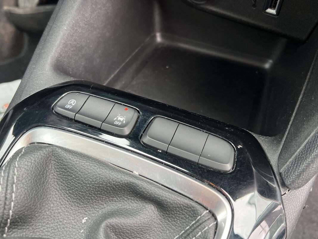 Opel Corsa 1.5 Edition s&s 100cv Con CARPLAY