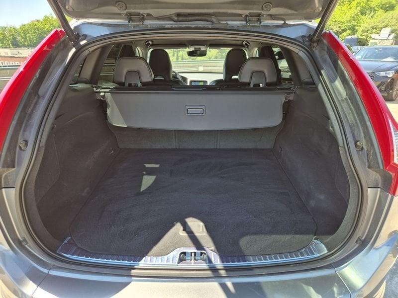 Volvo XC60 2.0 d4 R-design (r-design momentum) 190cv geartronic