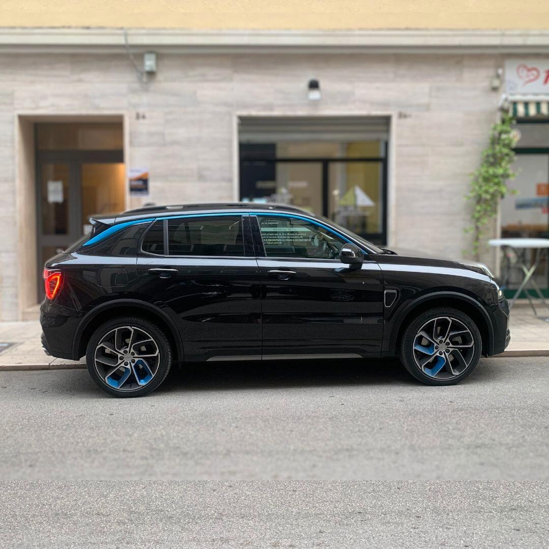 Lynk&co 01 PHEV 2021 **full optional**