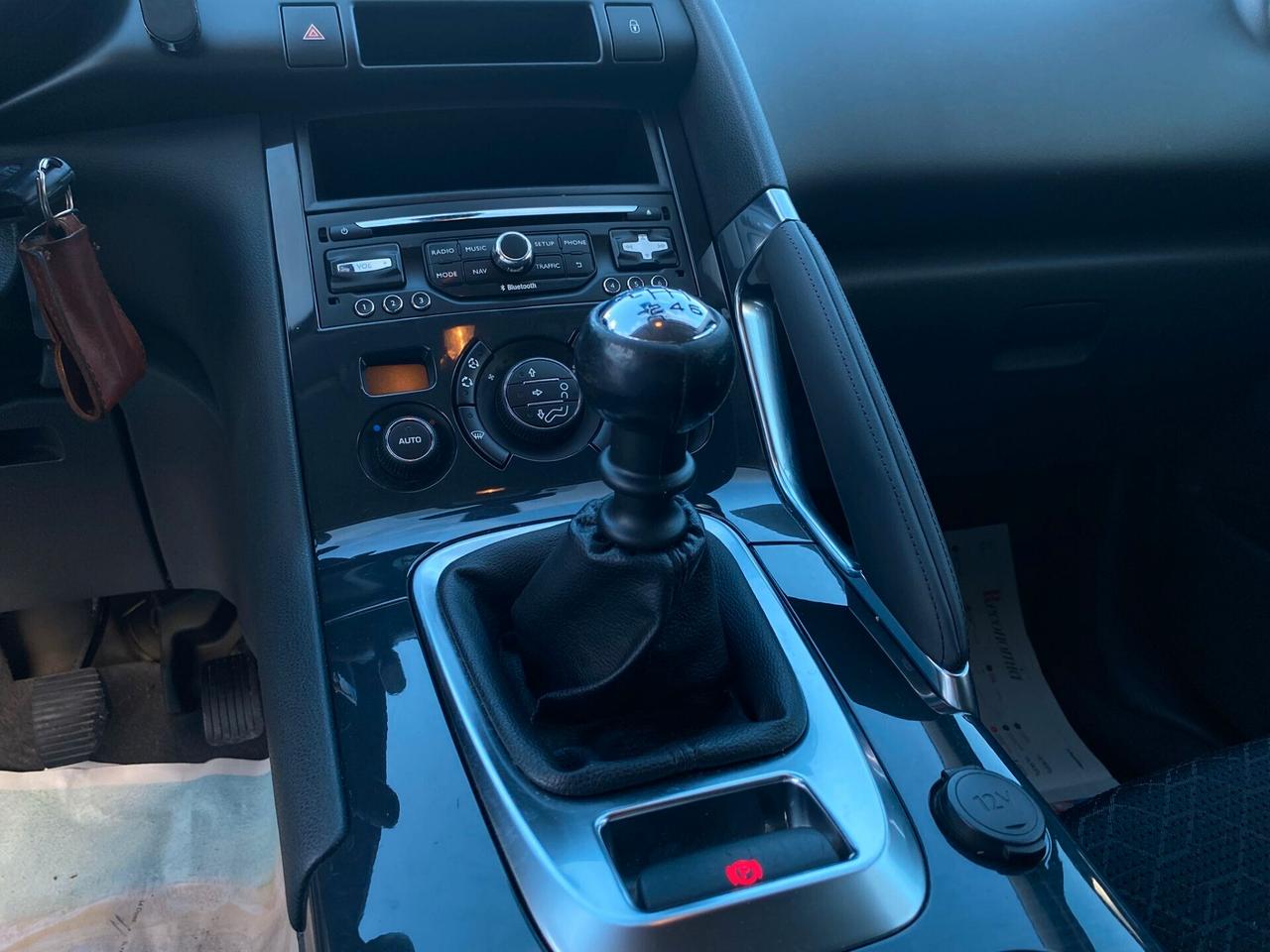 Peugeot 3008 1.6 HDi 115CV Allure