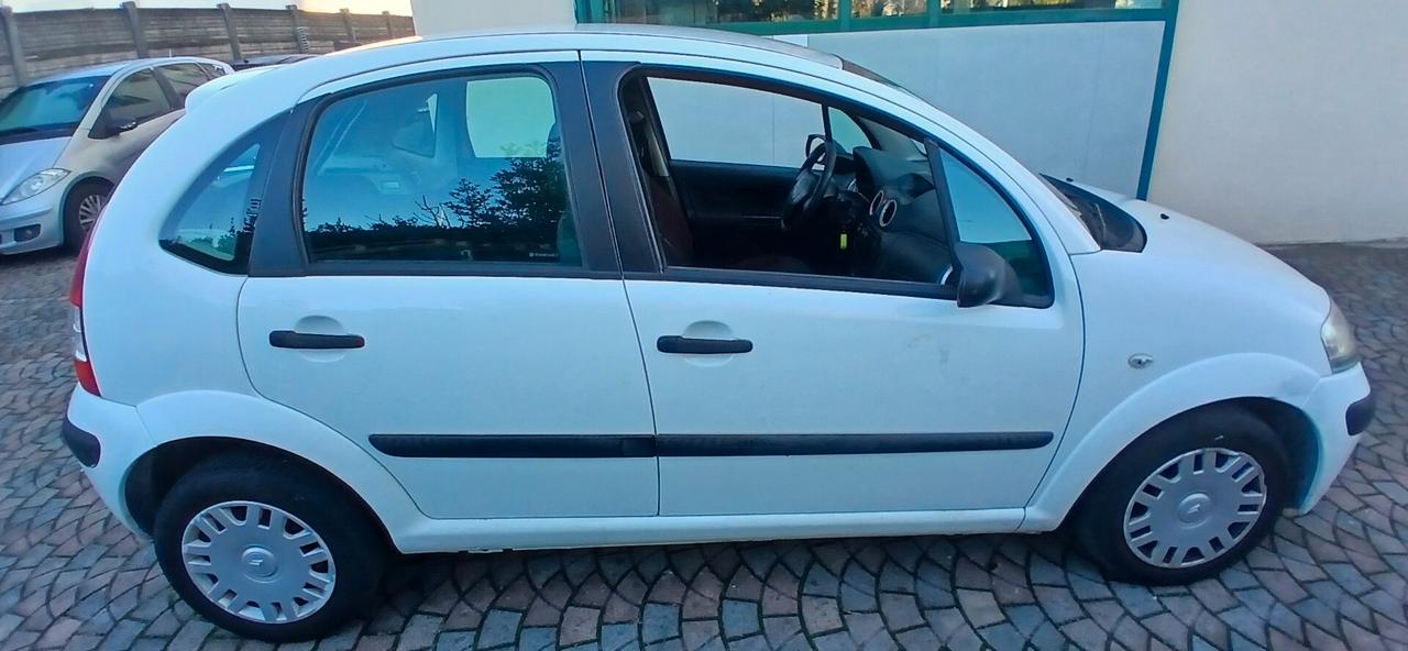 Citroen C3 1.4 HDi 70 autocarro