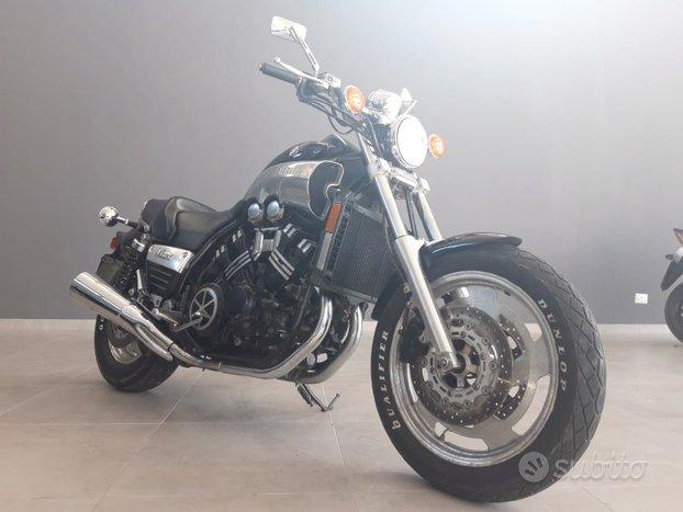 Yamaha V Max 1200