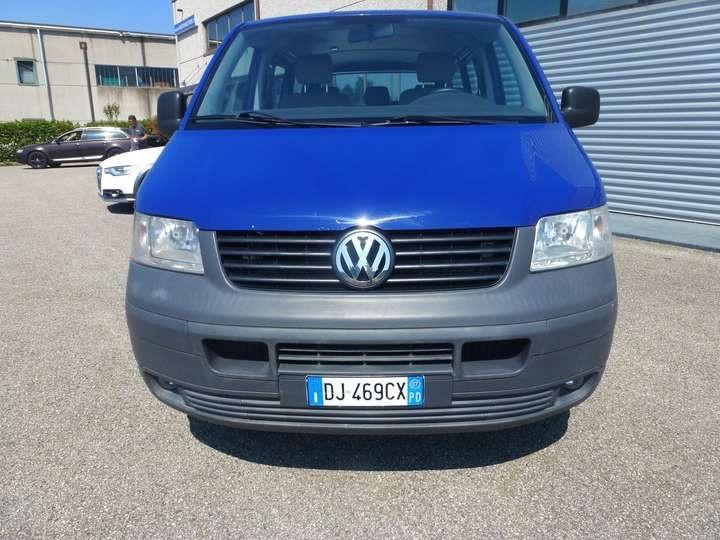 VOLKSWAGEN TRANSPORTER CARAVELLE