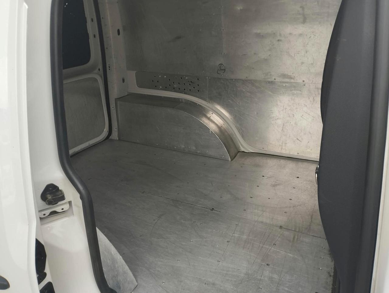 Volkswagen Caddy 2.0 TDI 122 CV 4Motion Furgone