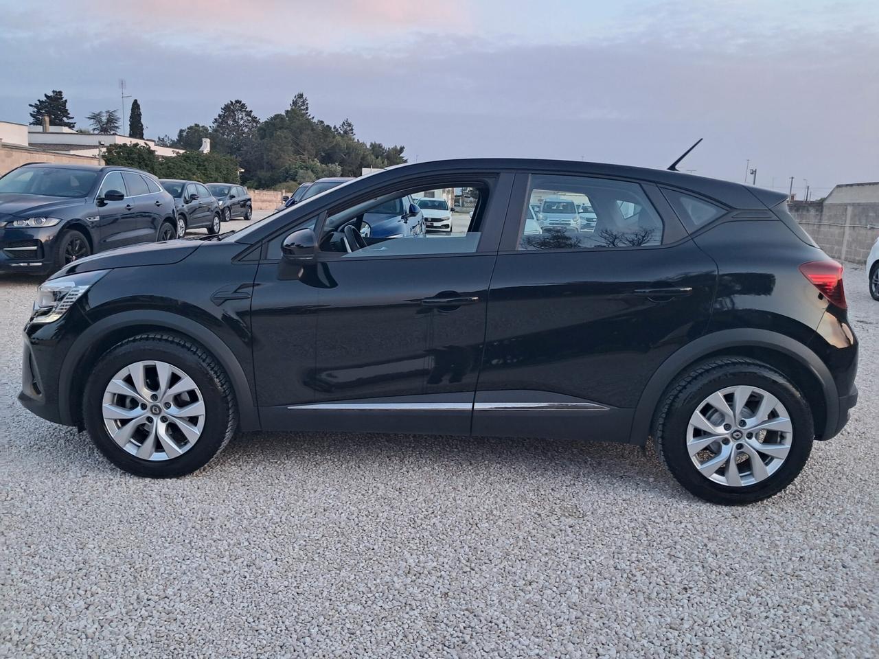 Renault CAPTUR 1.5 DCI 115CV-FULL LED*NAVI*RADAR