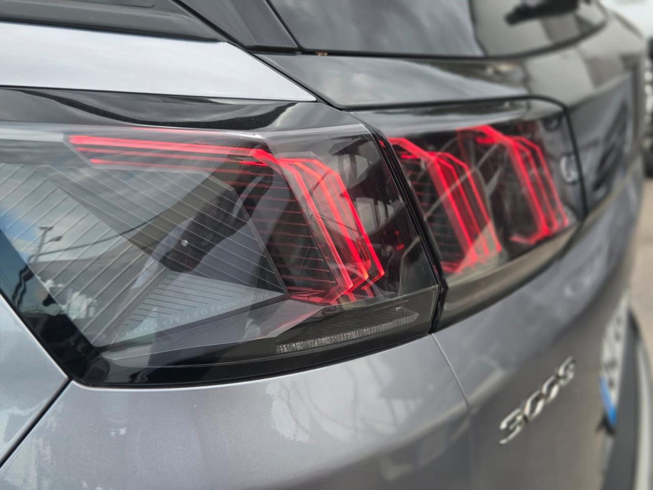 Peugeot 3008 BlueHDi 130 S&S EAT8 Allure