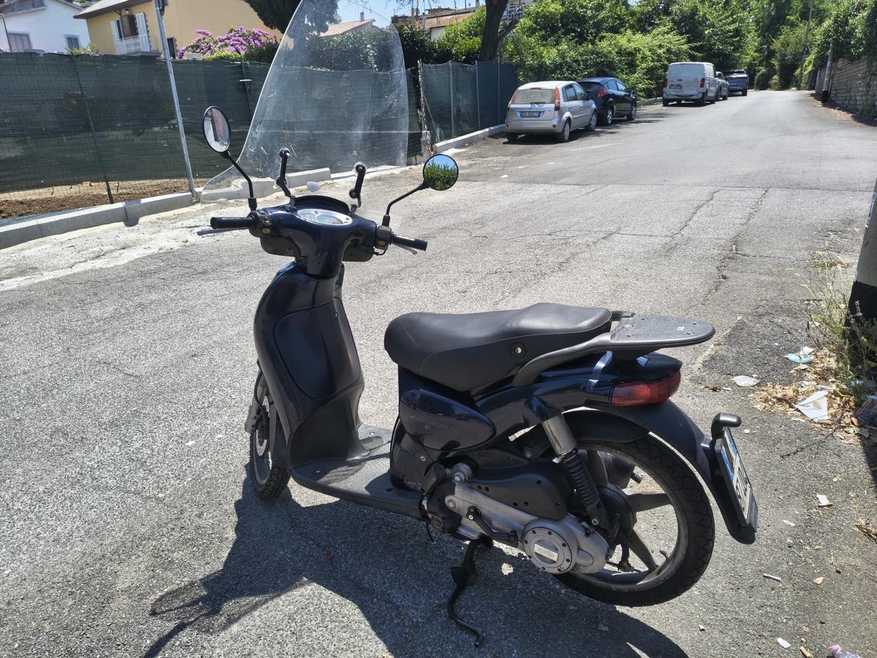 Scarabeo 100 4t