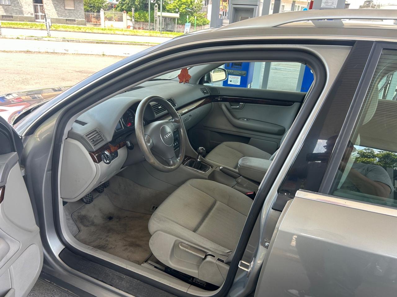 Audi A4 1.9 TDI/130 CV cat