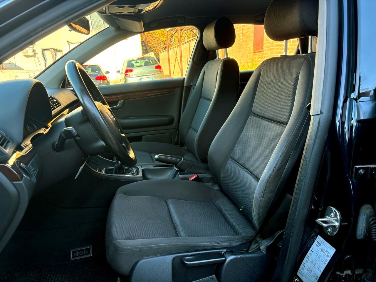 Audi A4 1.6 benz.-U.Propr-129000km-EURO 4-2003