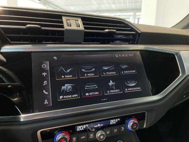 Audi Q3 II 2018 35 2.0 tdi Identity Black s-tronic