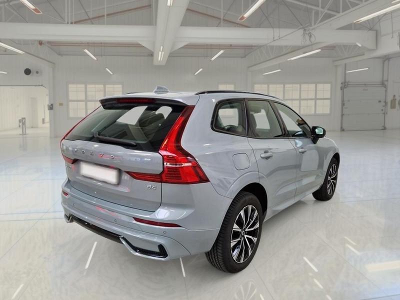 VOLVO XC60 B4 D AUTOMATICO PLUS DARK SUV