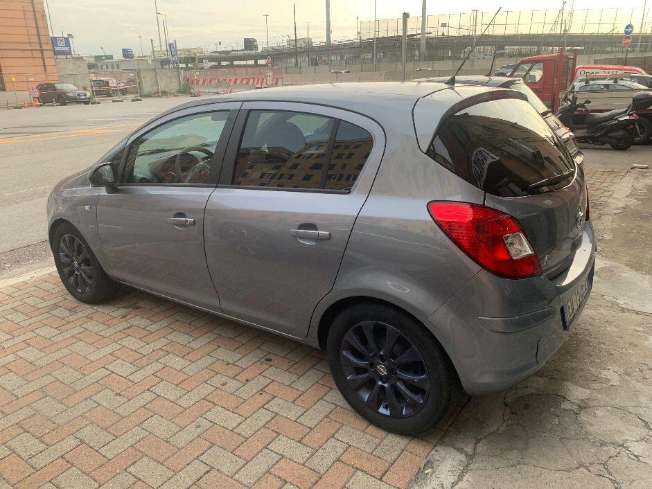 Opel Corsa 1.2 5 porte Cosmo- IMPIANTO GPL